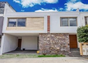 Venta de Casa en LOMAS DEL PEDREGAL